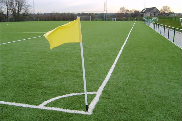 Aanleg kunstgras voetbalveld - Sportinfrabouw NV